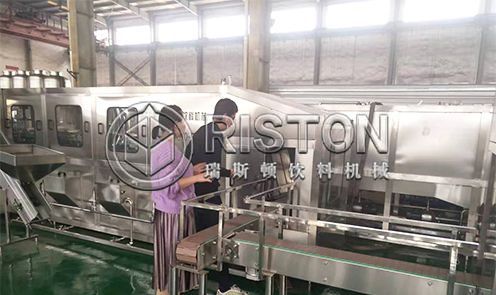 Customer visit barreled water equipment