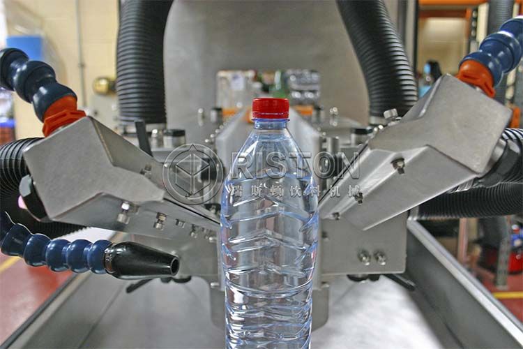 Barreled Water Filling Machine Barreled Water Filling Machine